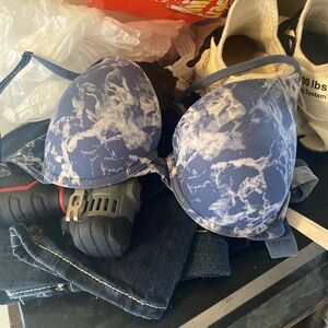 PINK Victoria's Secret Blue and White Bra